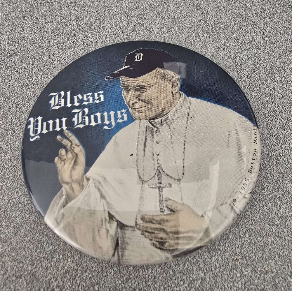 Detroit Tigers 2 Pin Set - Picture 3 of 4